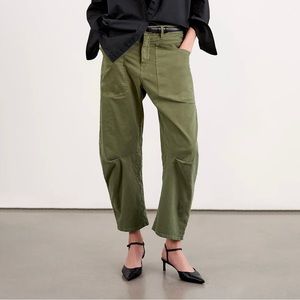 Nili Lotan Shon Pants, size 0, fit like US 4/ 27.